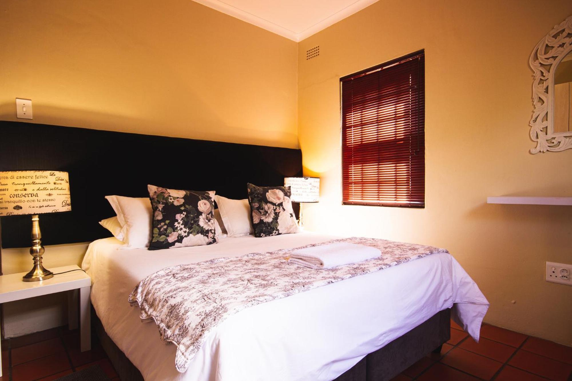 Swellendam Self Catering Villa Kültér fotó